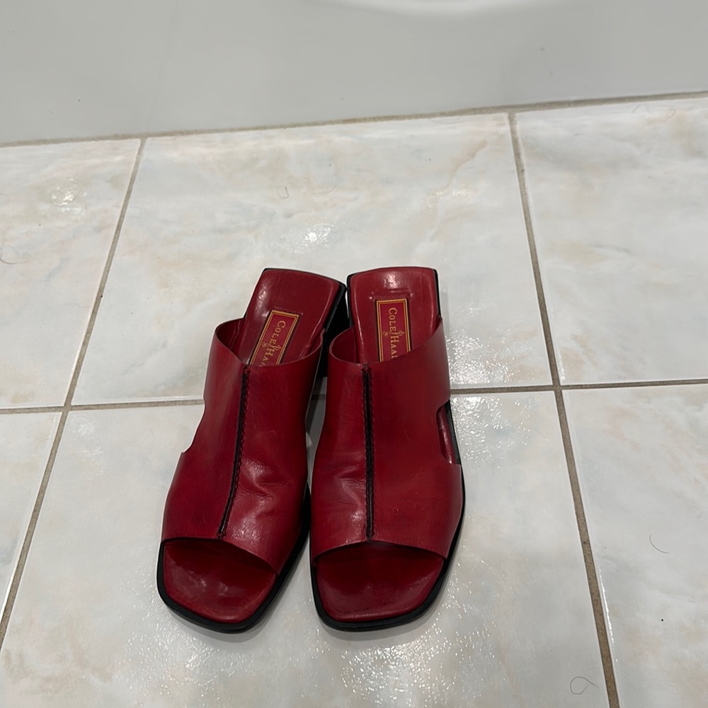 Women’s leather shoes